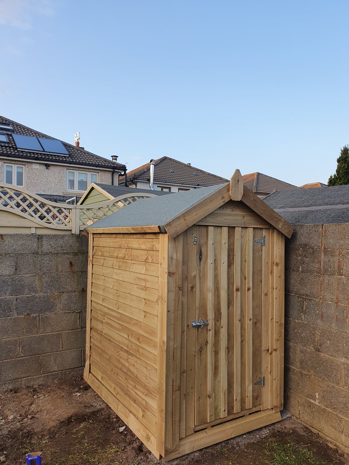 4ft x 4ft Economy Rustic Timber Shed