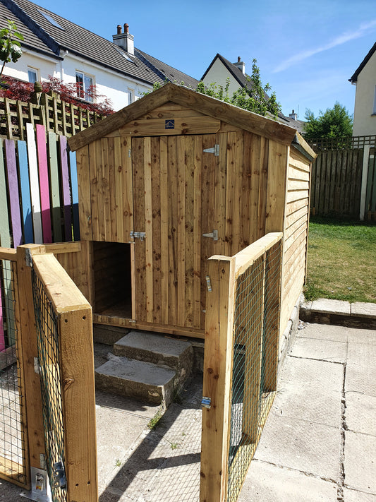 8ft x 4ft Rustic Timber Shed